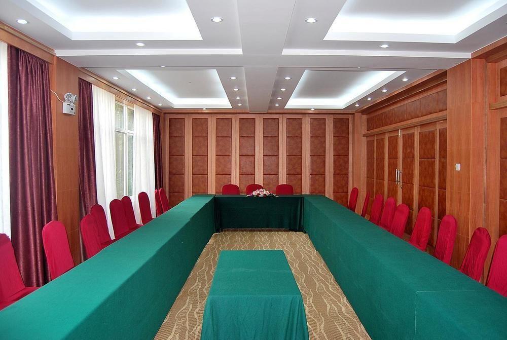 Yunnan Dianchi Garden Resort Hotel & Spa Kunming Zewnętrze zdjęcie