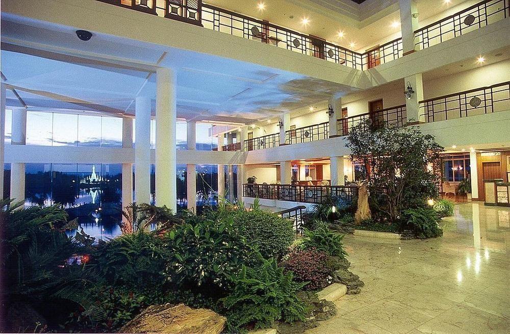 Yunnan Dianchi Garden Resort Hotel & Spa Kunming Zewnętrze zdjęcie