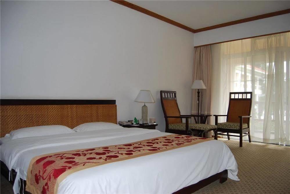 Yunnan Dianchi Garden Resort Hotel & Spa Kunming Zewnętrze zdjęcie
