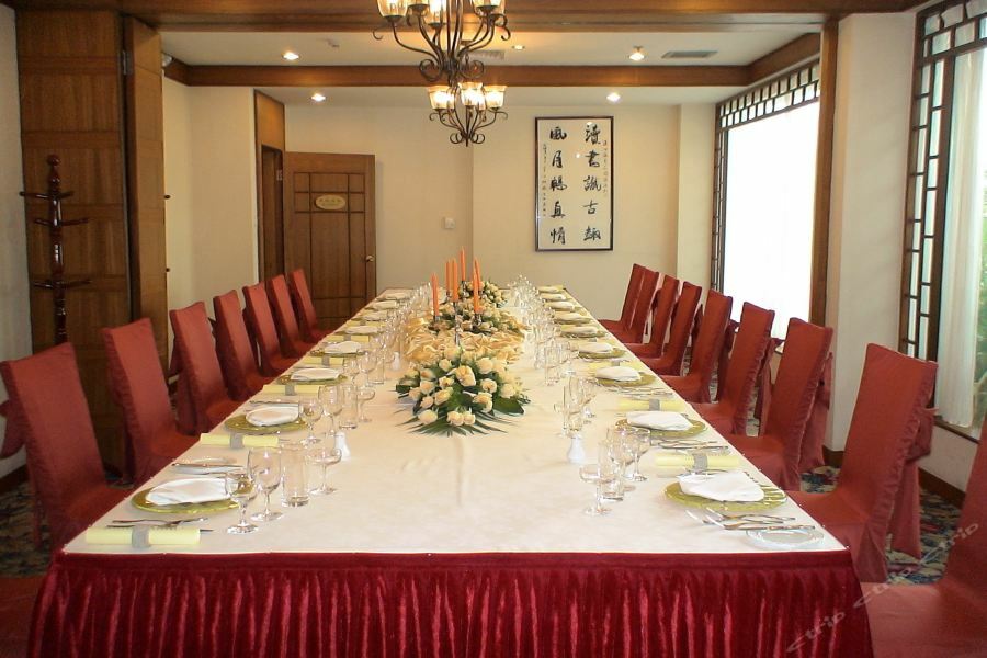 Yunnan Dianchi Garden Resort Hotel & Spa Kunming Zewnętrze zdjęcie